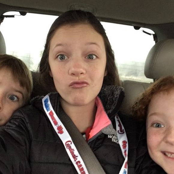 Meet your Posher, Rilya - Picture 1 of 1